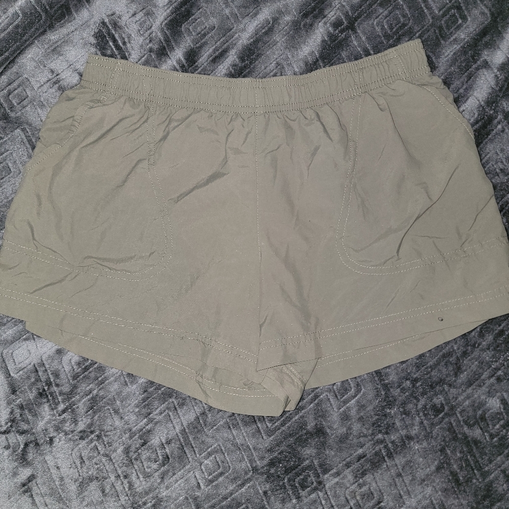 Columbia shorts